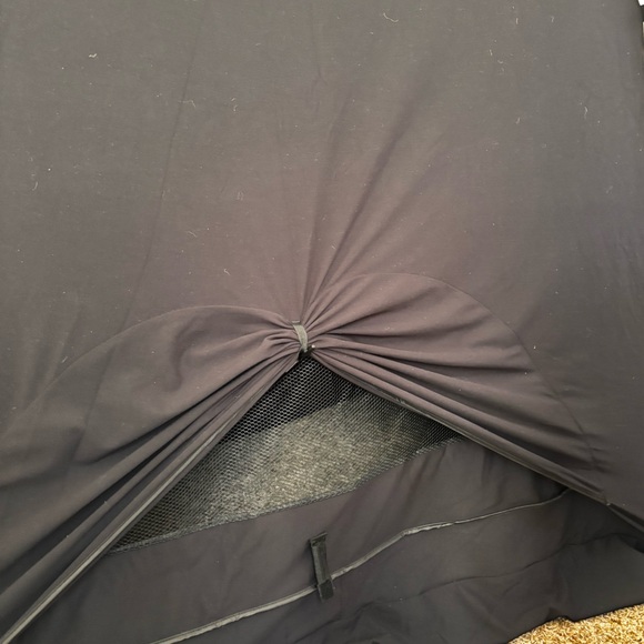 SlumberPod Blackout Tent - Picture 8 of 16